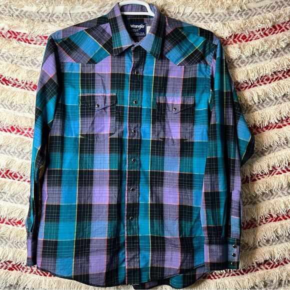 VTG Wrangler Multicolor Pearl Snap Made In USA Western Shirt Size 17 x 36 - Picture 1 of 8